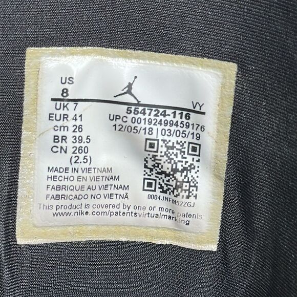 Nike Air Jordan 1 Mid Chicago White Black Red Sneakers Men’s Size 8 - Picture 7 of 8